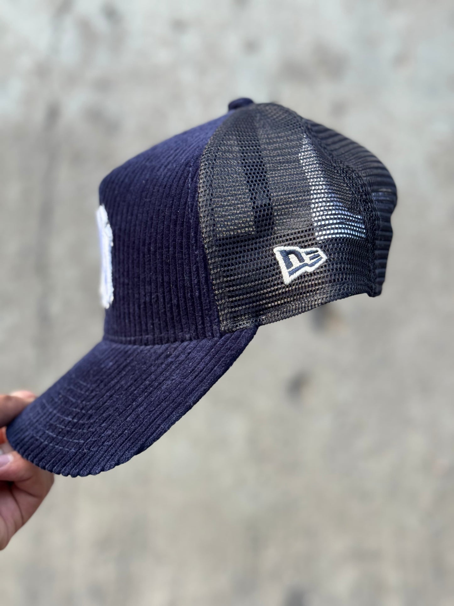 New Era MLB Cord Trucker New York Yankees